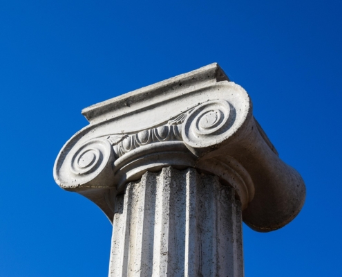 pillar-capitals-2367488_1280