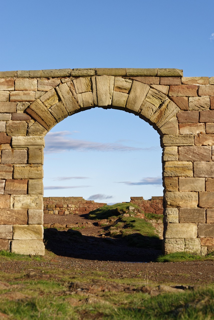 stone-archway-1069983_1280